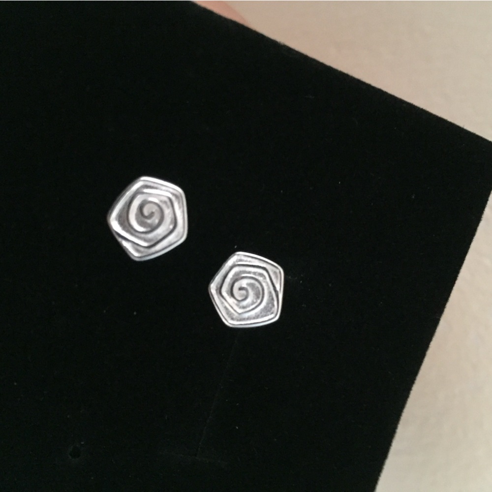 🍏50% OFF/3+...Simple Rose Stud Earrings